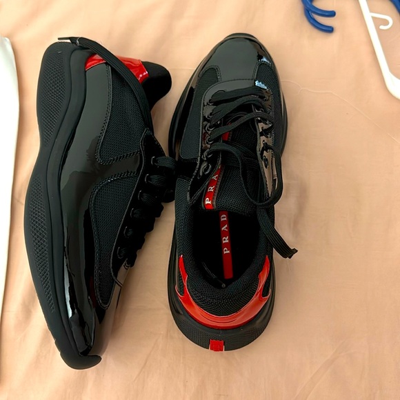 Prada shoes - Picture 1 of 2